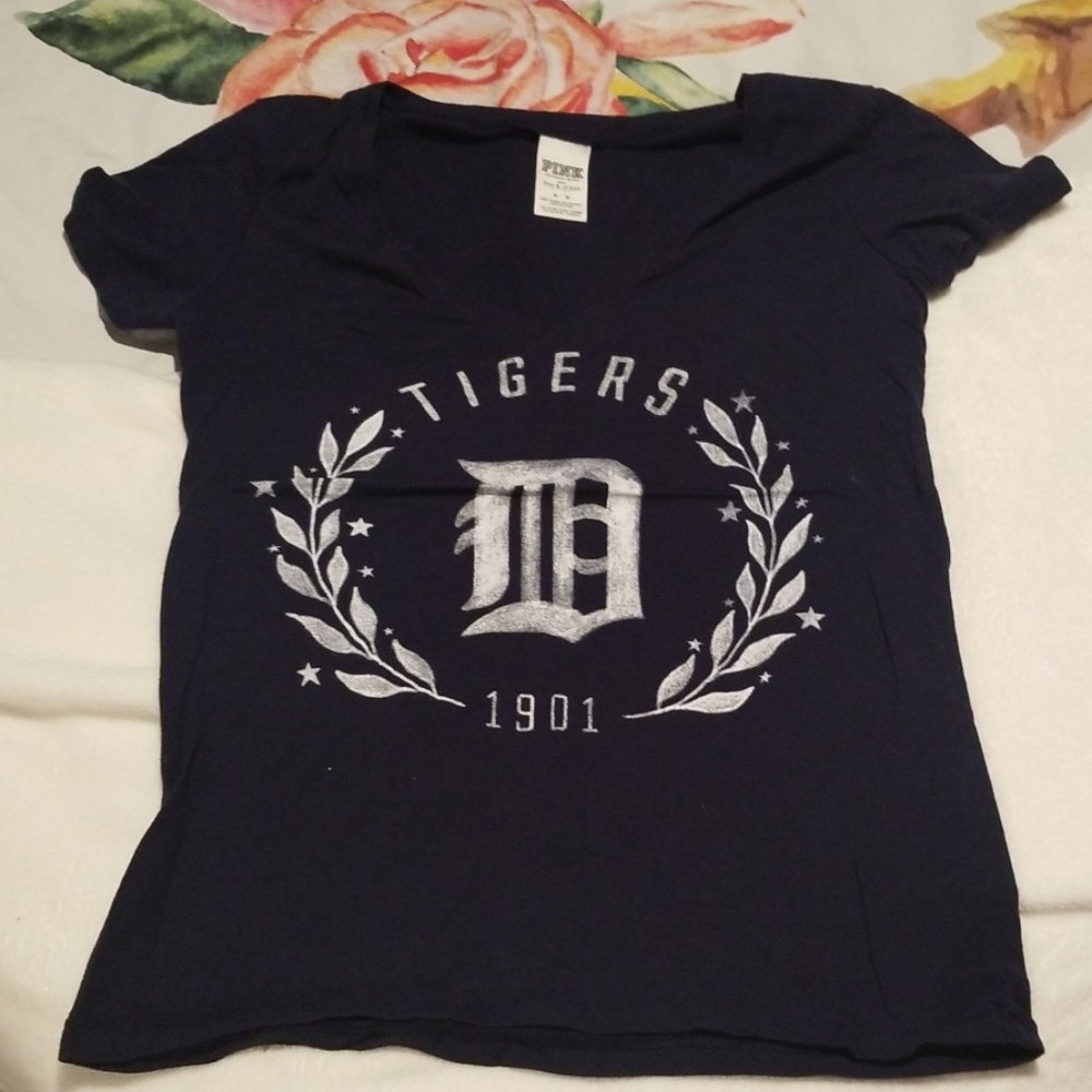 Victoria's Secret pink Detroit Tigers tee